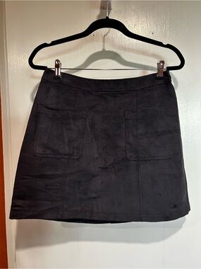 Old Navy Black Suede Mini Skirt with Front Patch Pockets